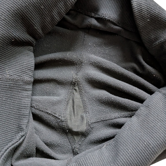 Lululemon Clam Digger II Black Luon Mid Rise Ribbed Waist 6/2013 Women's size 6 - Picture 10 of 14